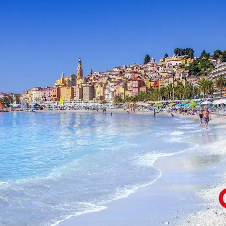 Lumineux Proche Plages Et Centre-ville Avec Clim, Balcons Et Parking Inclus - Fr-1-647-18 Apartman